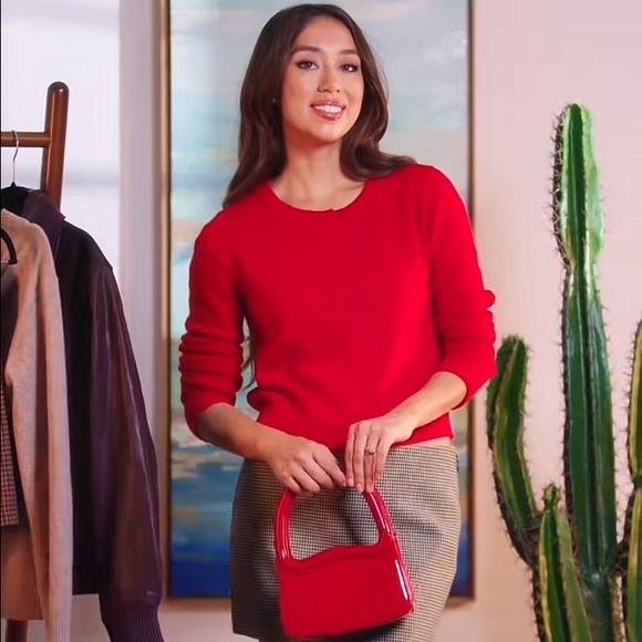 Reformation Clara Cashmere Crew Cardigan in Cherry - Picture 4 of 12